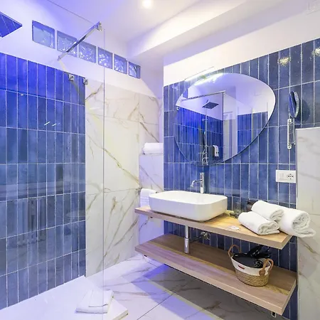 Flowery Rainbow Rome